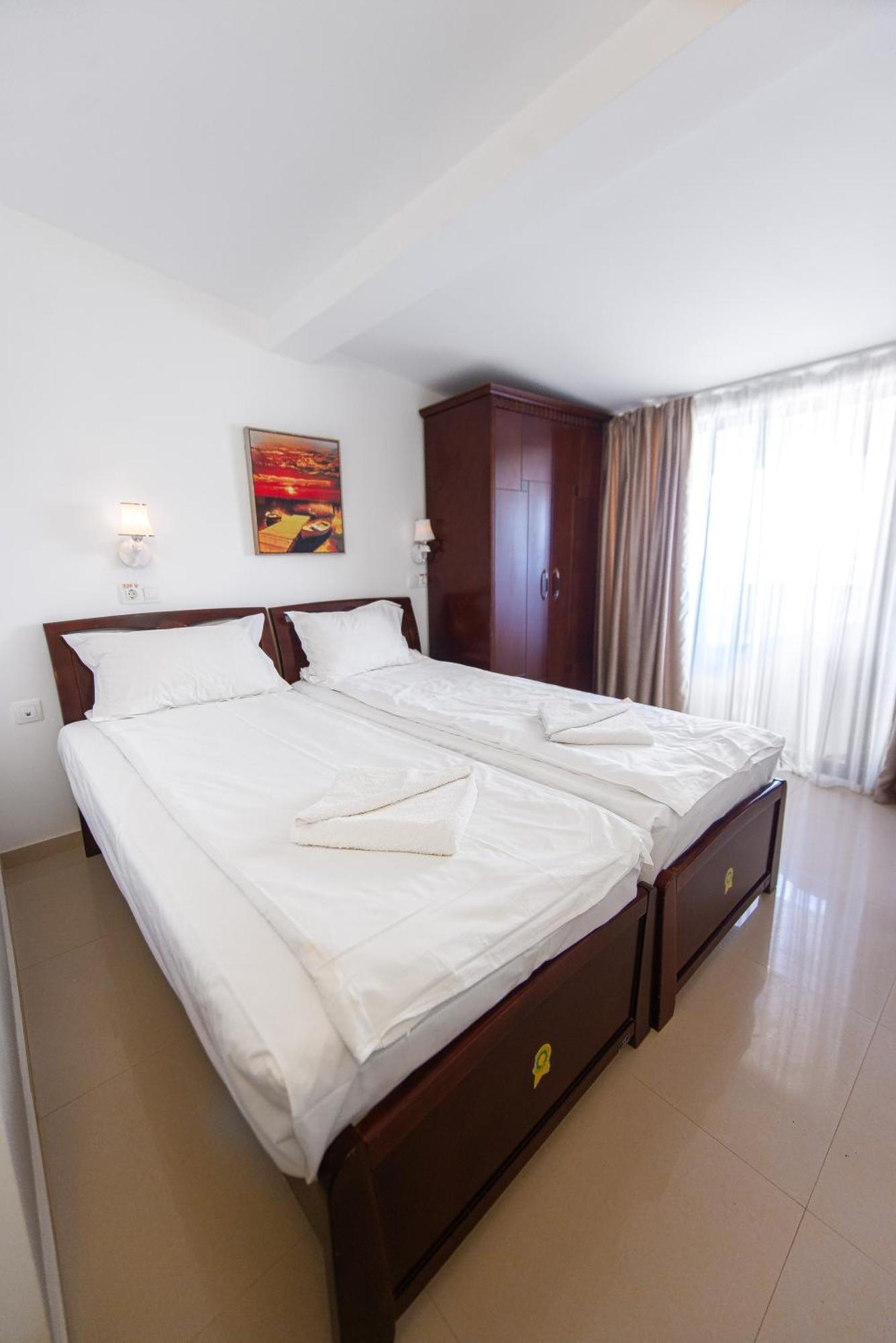 Sunrise Hotel Venus Luaran gambar