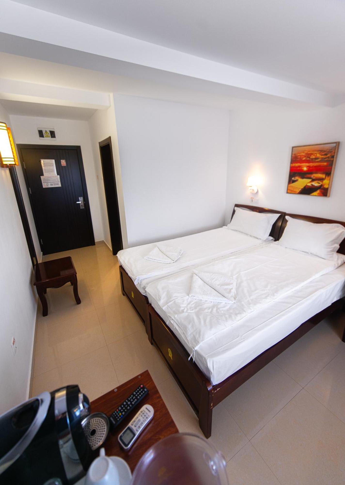 Sunrise Hotel Venus Luaran gambar